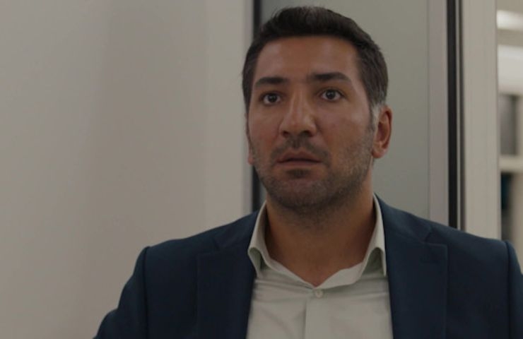 Kahraman di tradimento