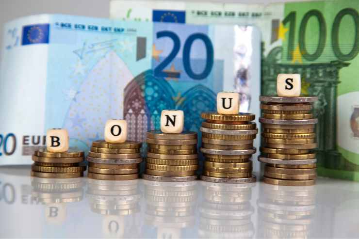 monete e banconote di euro