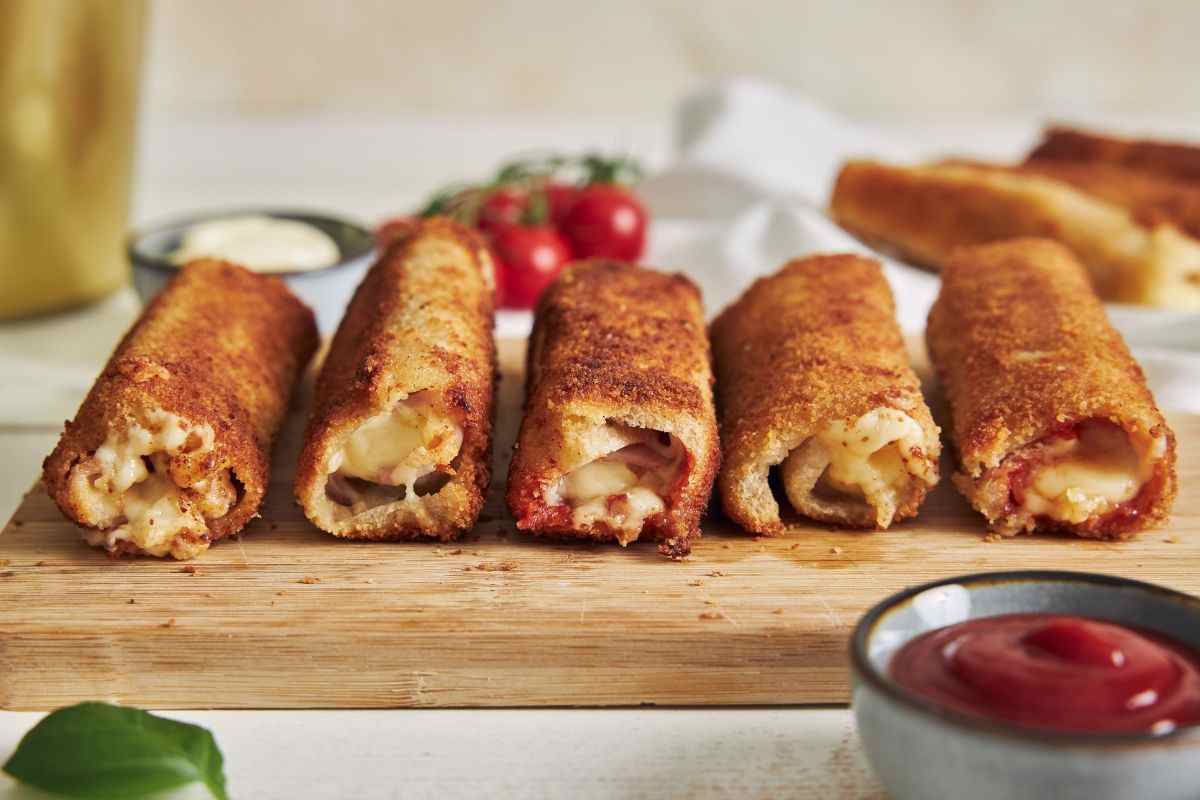 rotoli pancarrè fritti con formaggio