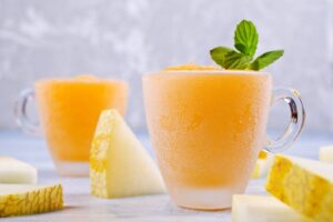 bicchiere con sorbetto al limone